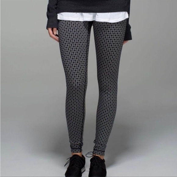 Lululemon Black & Gray Geometric Pattern Wonder Under Leggings size 4 - Picture 1 of 12
